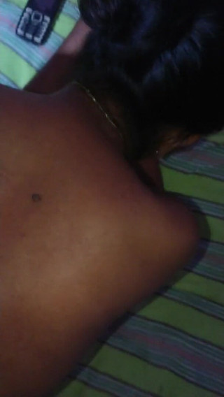 الفتاة تحتاج إلى المزيد من الجنس