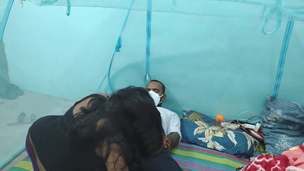 فتاة باكستانية يمارس الجنس مع صديقها الهندي في القرية