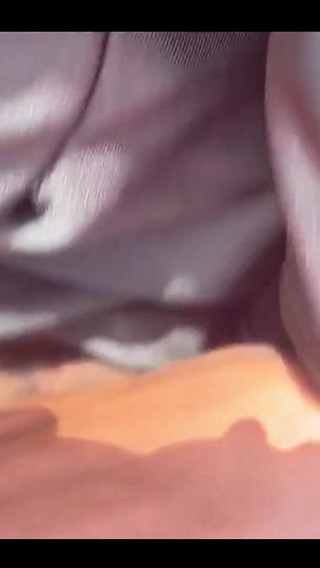 فتاة هندية مسلمة تخون صديقها وتمارس الجنس العنيف مع صبي القرية في الغابة في الهواء الطلق - الصوت الهندي