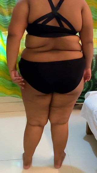 الحمار كبيرة جميلة وضخمة الثدي العربية الساخنة الأم في القانون!