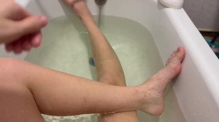 عبادة سيقان كبيرة