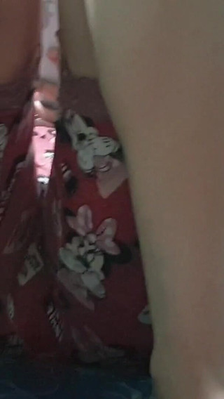 زوجة شابة تخون زوجها مع صديقه المغربي العربي الجنس